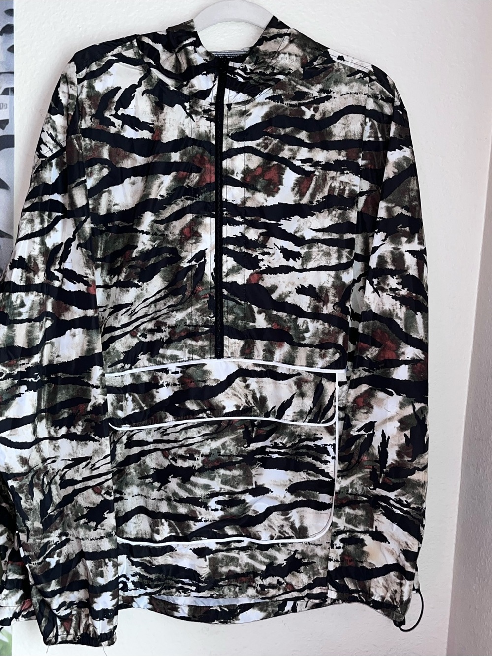 No boundaries lightweight camouflage hat zip Anorak windbreaker jacket